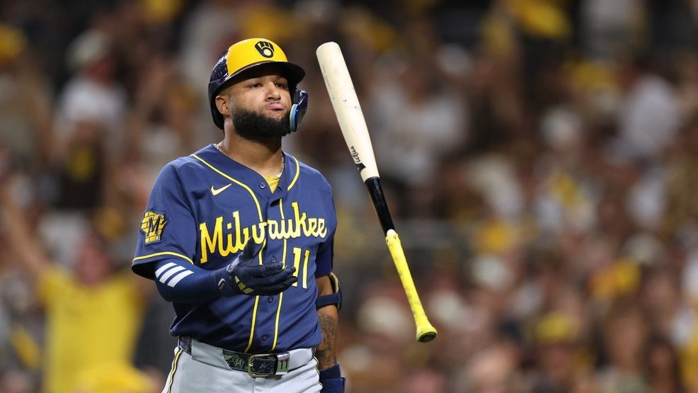 Padres avoid elimination, beat Brewers 4-3 in NLDS Game 3 — Fox 11 Green Bay Sports